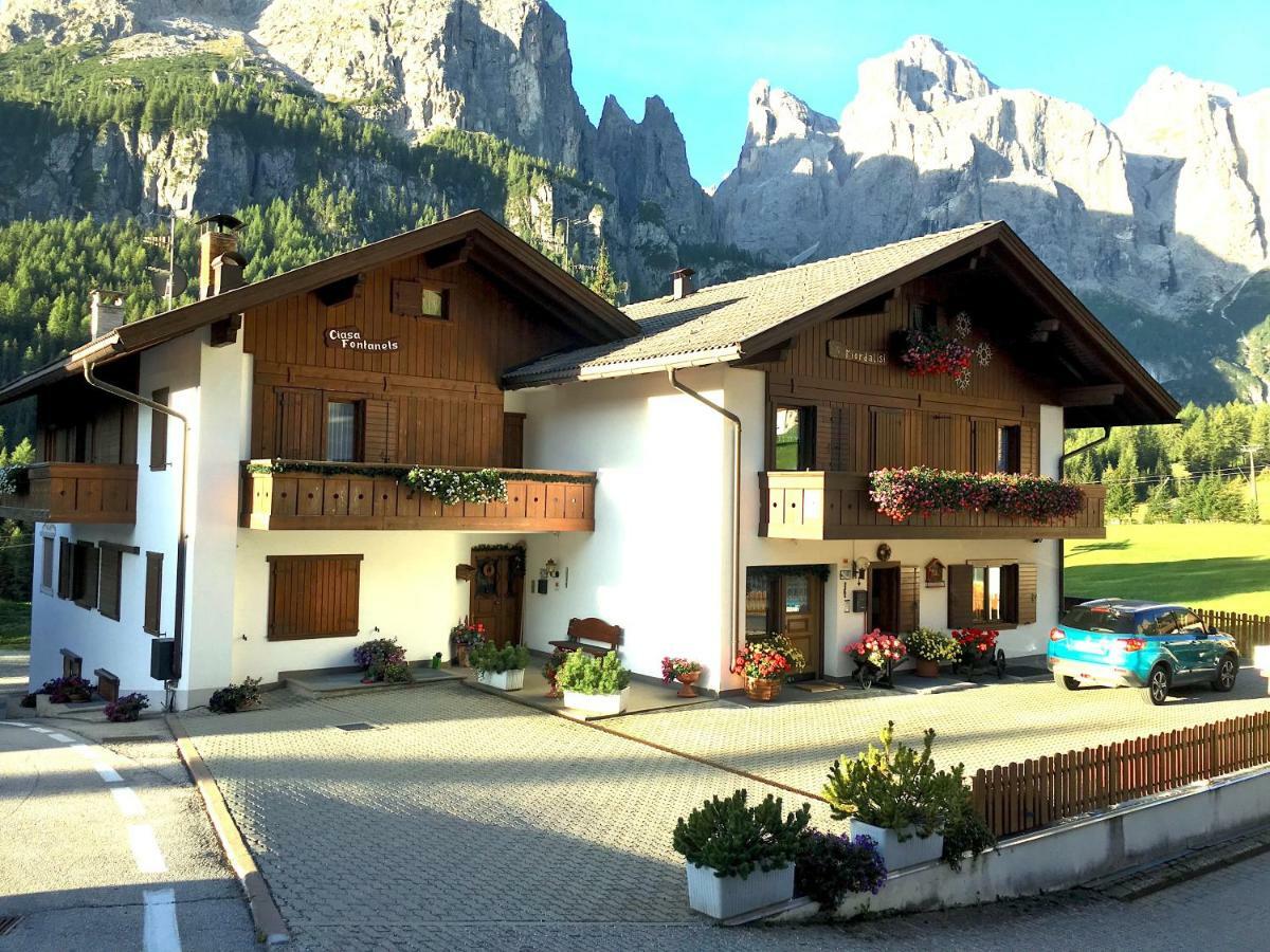 Apartments Fiordalisi Colfosco Bagian luar foto