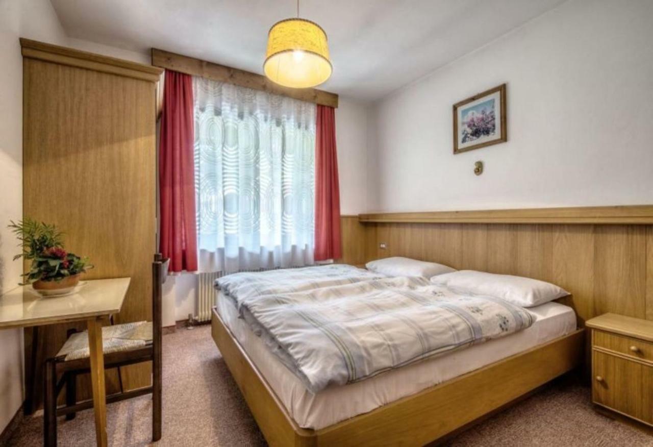 Apartments Fiordalisi Colfosco Bagian luar foto